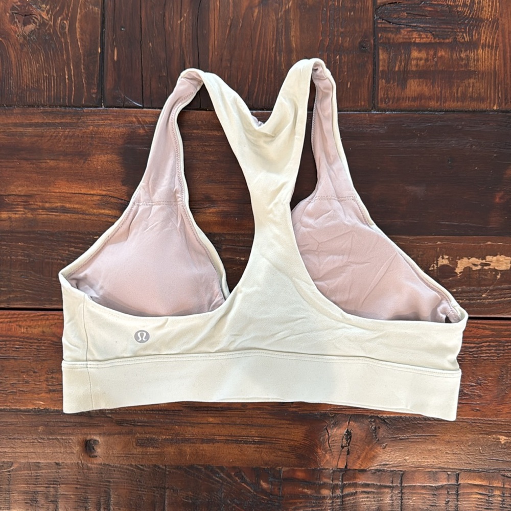 Lululemon Athletica Sweet Awakenings Bra in light green. Size 10. GUC. - Picture 2 of 4